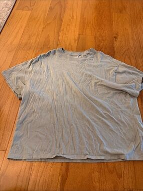 Abercrombie & Fitch Sage Green Short Sleeve Tee